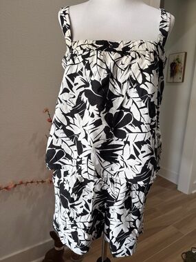 Michael Kors Black and White Floral Print linen Top and shorts